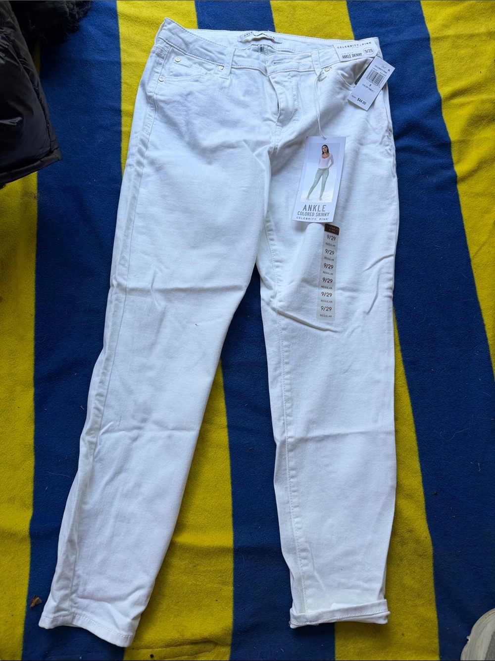 Celebrity Pink White Ankle Crop Jeans